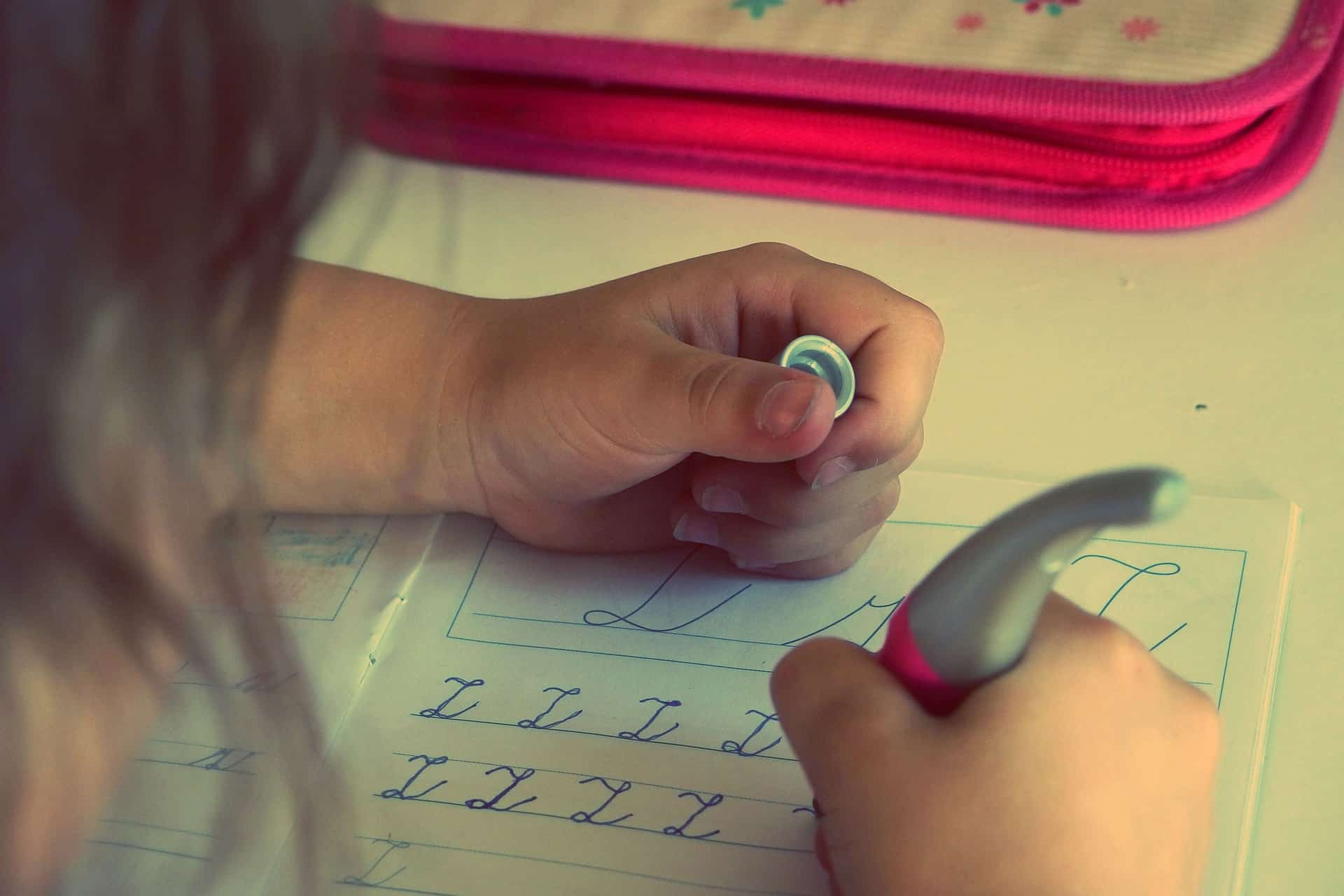 Kid writing image